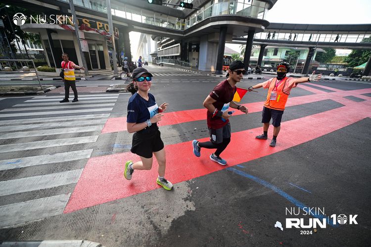 Race photo from Nu Skin Run 10K
