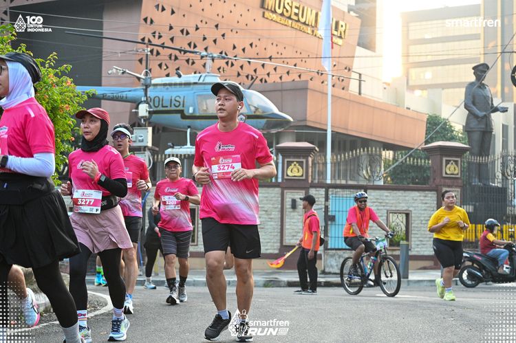 Race photo from Smartfren Run 2025 