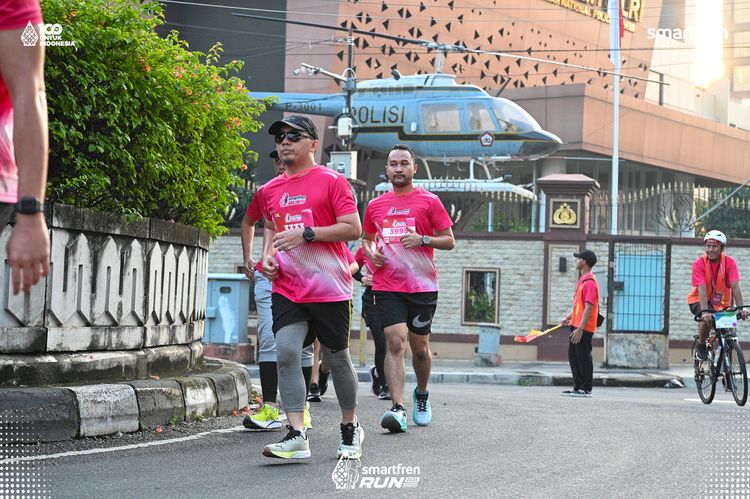 Race photo from Smartfren Run 2025 