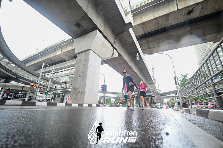 Race photo from Smartfren Run 2024