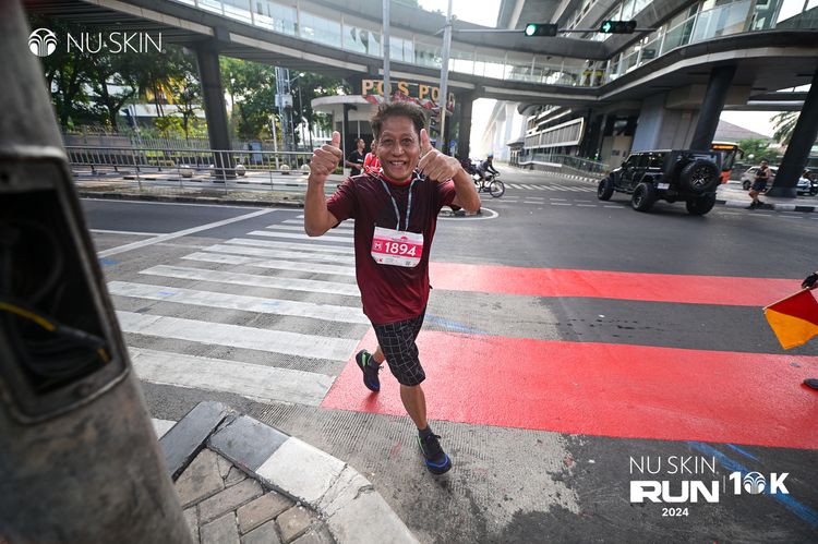 Race photo from Nu Skin Run 10K