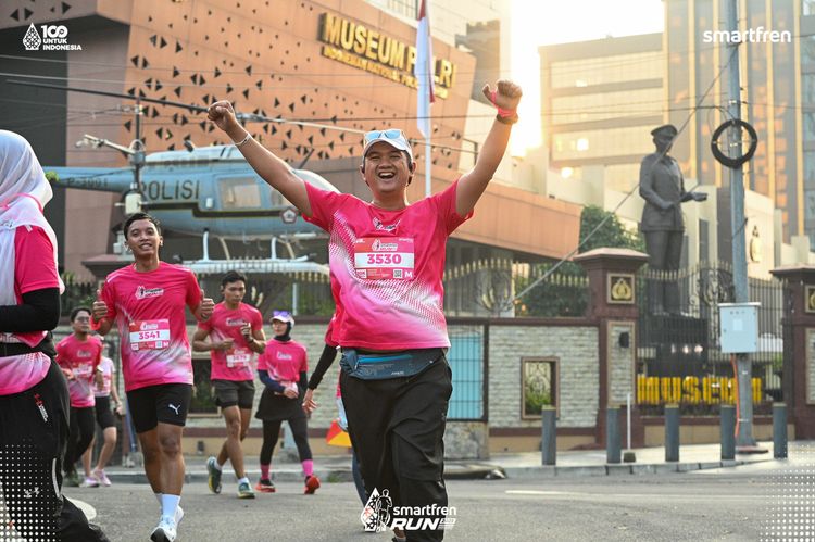 Race photo from Smartfren Run 2025 