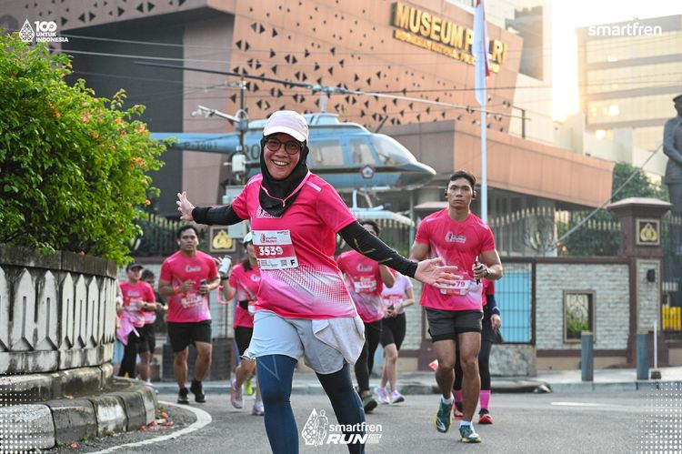 Race photo from Smartfren Run 2025 