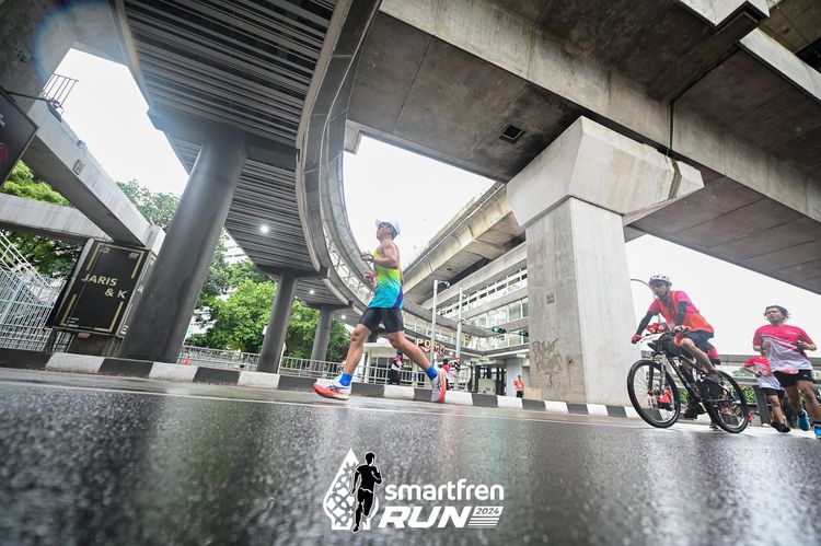 Race photo from Smartfren Run 2024