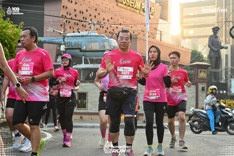 Race photo from Smartfren Run 2025 