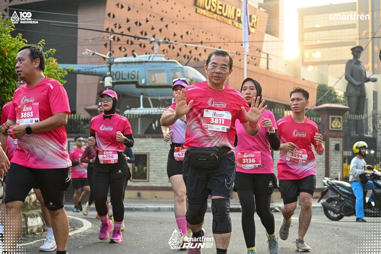 Race photo from Smartfren Run 2025 