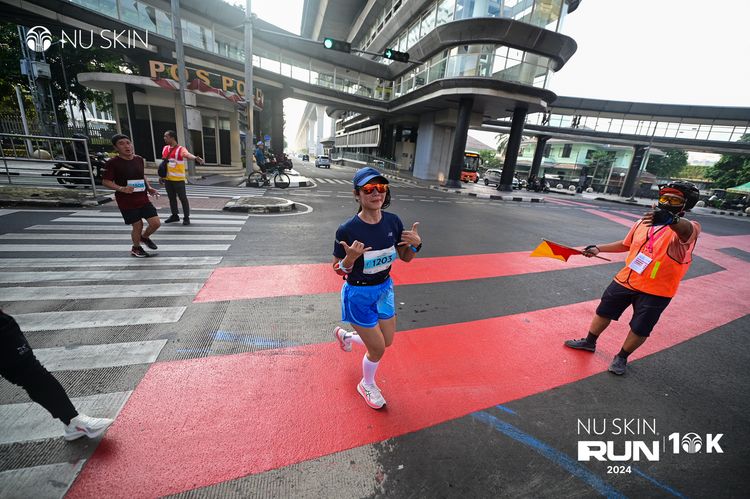 Race photo from Nu Skin Run 10K