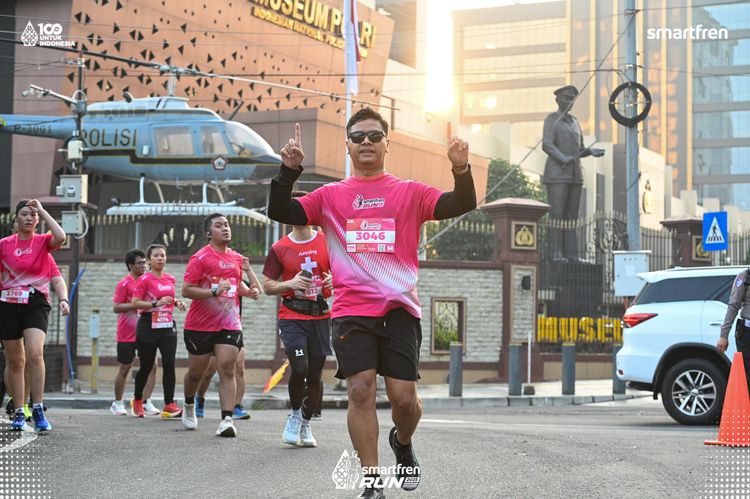 Race photo from Smartfren Run 2025 