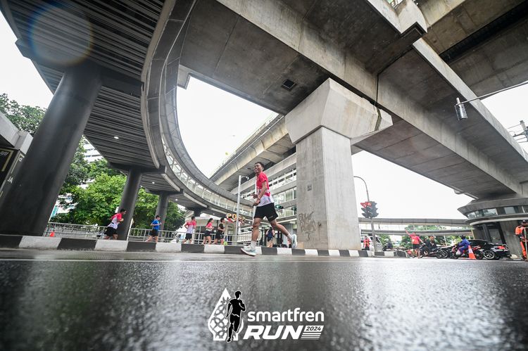 Race photo from Smartfren Run 2024