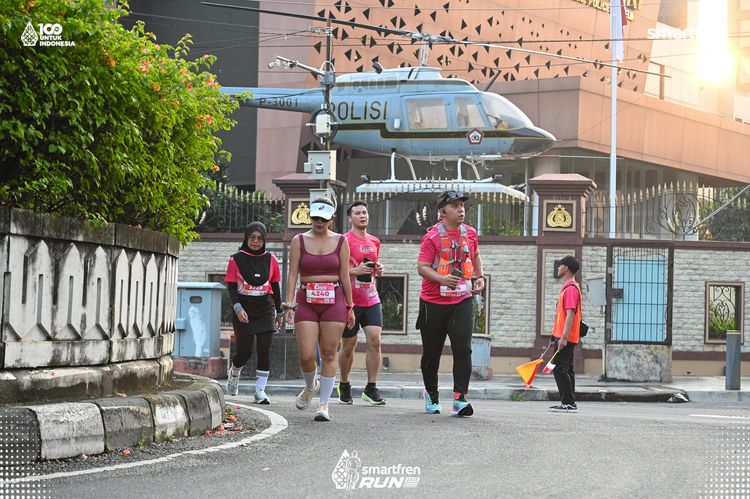 Race photo from Smartfren Run 2025 