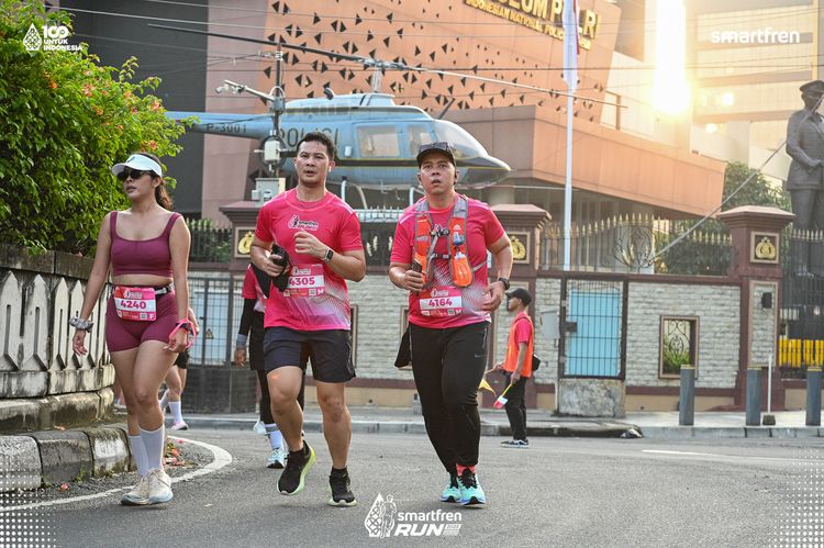 Race photo from Smartfren Run 2025 