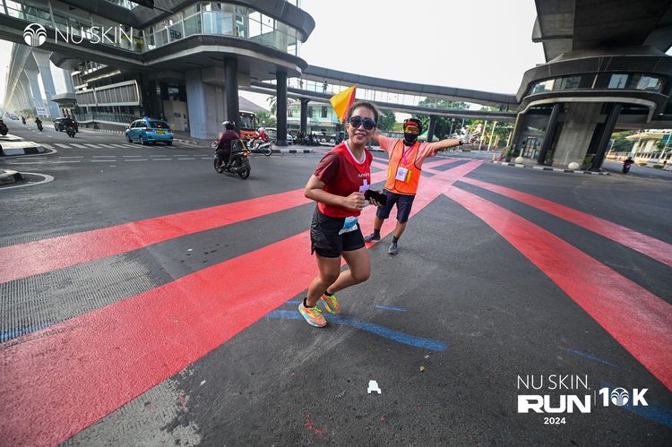 Race photo from Nu Skin Run 10K