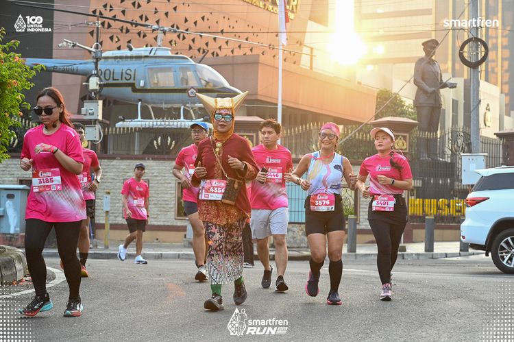 Race photo from Smartfren Run 2025 