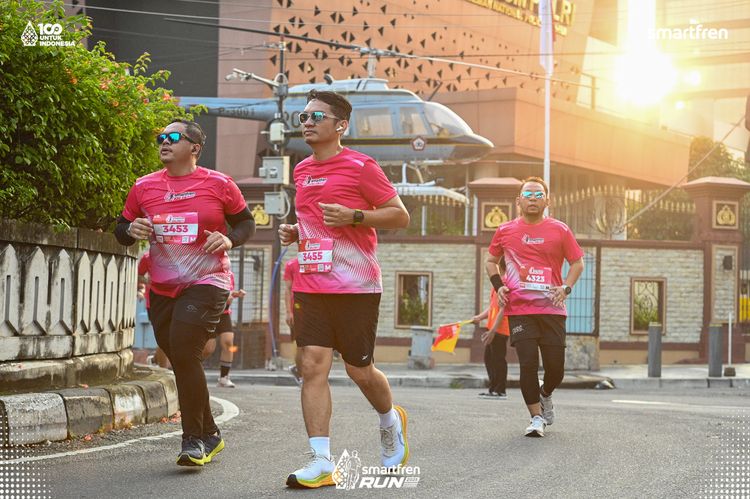 Race photo from Smartfren Run 2025 