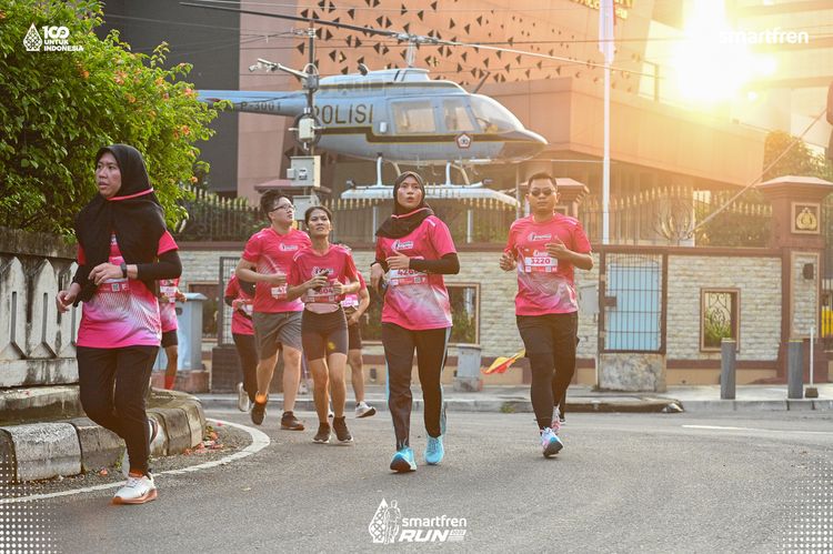 Race photo from Smartfren Run 2025 