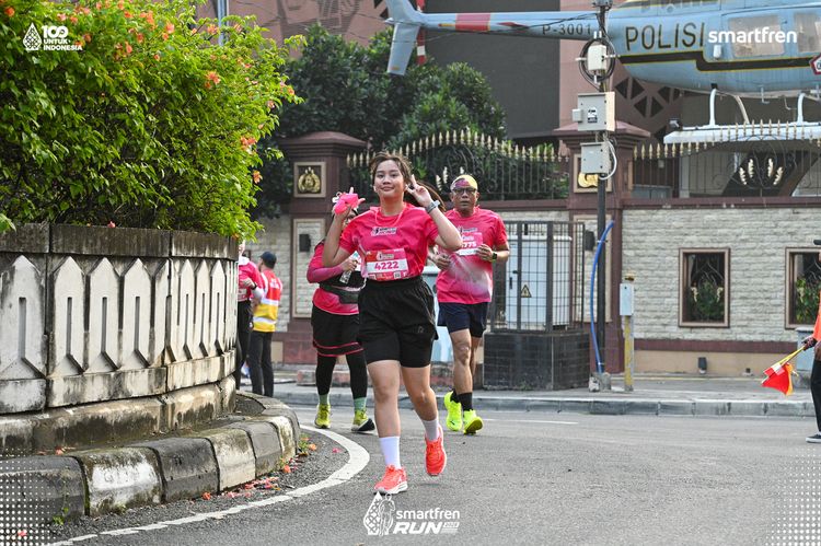 Race photo from Smartfren Run 2025 