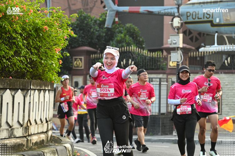 Race photo from Smartfren Run 2025 