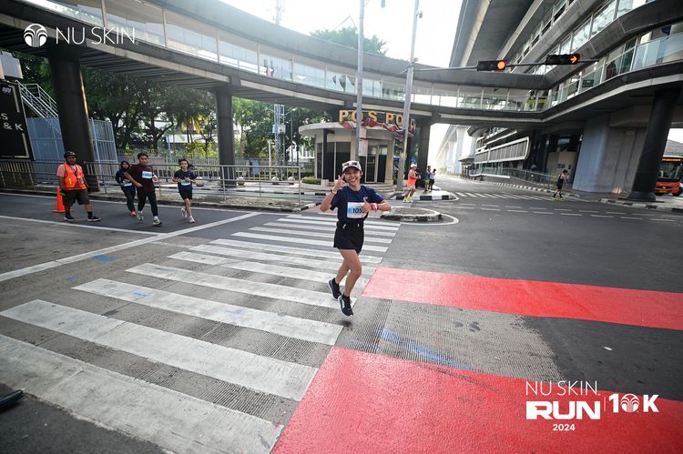 Race photo from Nu Skin Run 10K