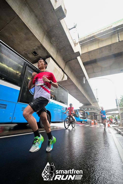 Race photo from Smartfren Run 2024