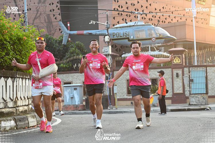 Race photo from Smartfren Run 2025 
