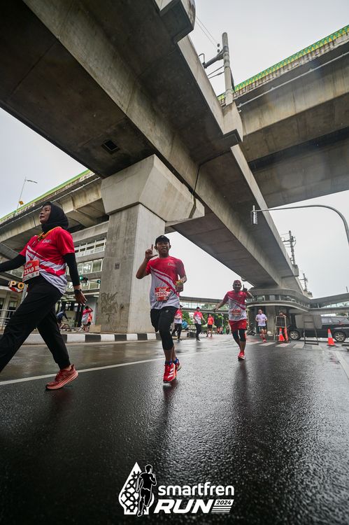 Race photo from Smartfren Run 2024