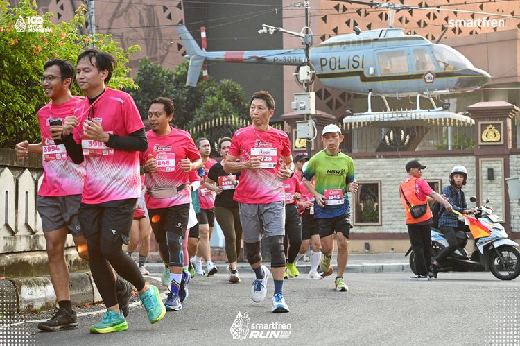 Race photo from Smartfren Run 2025 