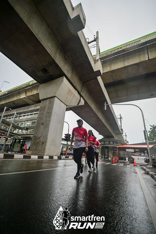 Race photo from Smartfren Run 2024