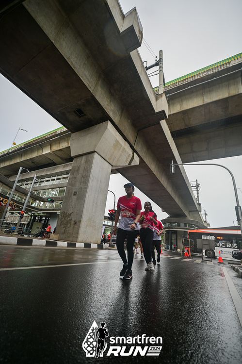 Race photo from Smartfren Run 2024