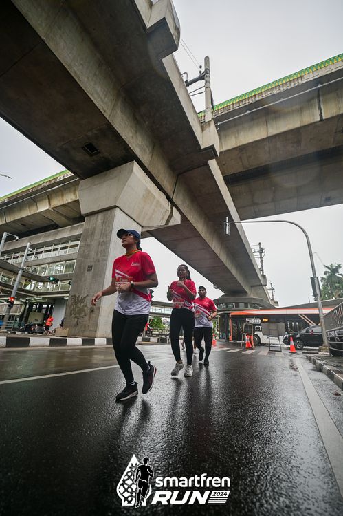 Race photo from Smartfren Run 2024