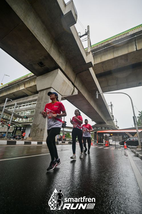 Race photo from Smartfren Run 2024