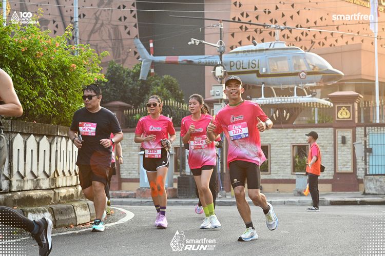 Race photo from Smartfren Run 2025 
