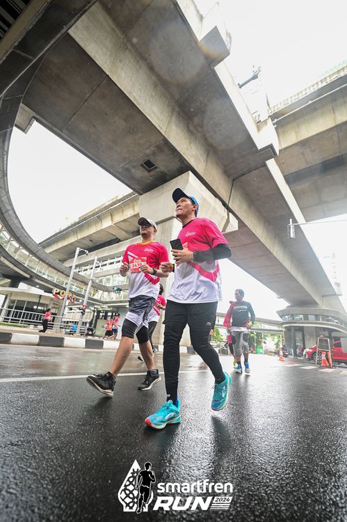 Race photo from Smartfren Run 2024
