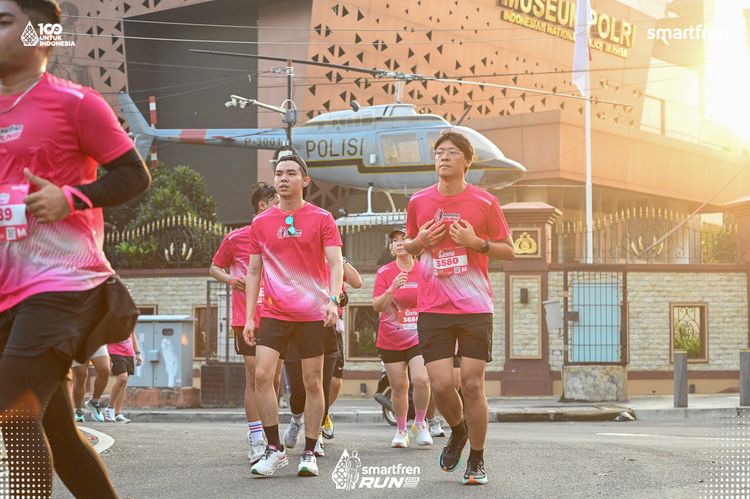 Race photo from Smartfren Run 2025 
