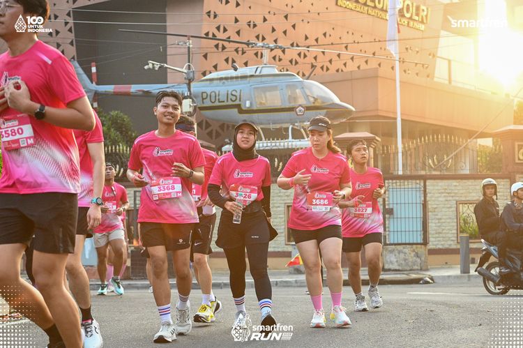 Race photo from Smartfren Run 2025 