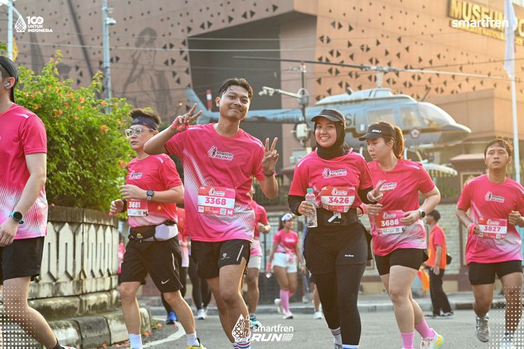 Race photo from Smartfren Run 2025 