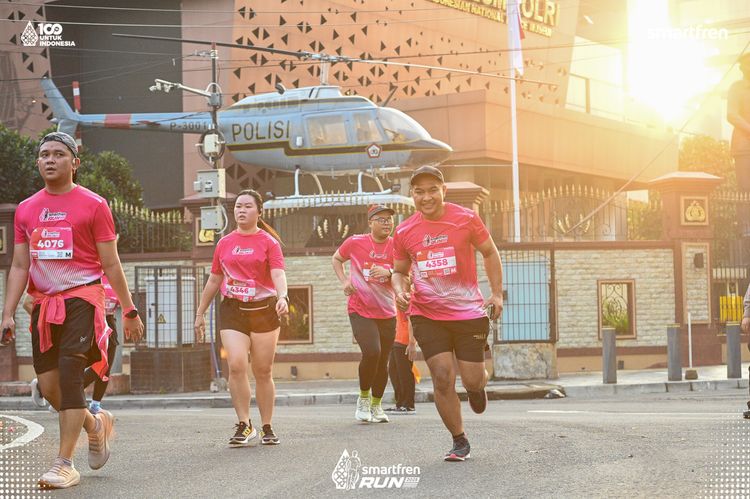 Race photo from Smartfren Run 2025 