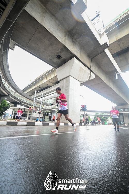 Race photo from Smartfren Run 2024