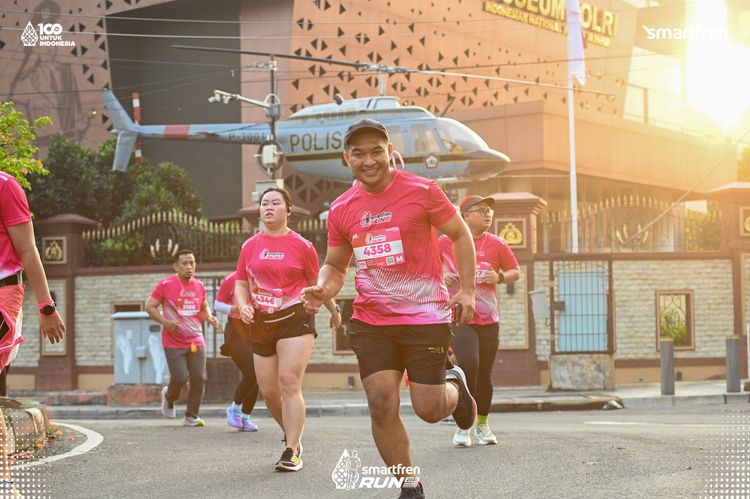 Race photo from Smartfren Run 2025 