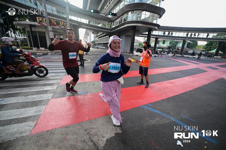 Race photo from Nu Skin Run 10K