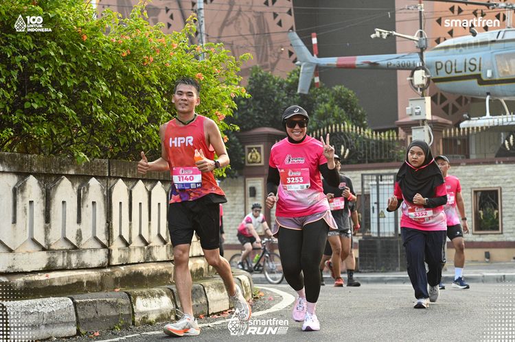 Race photo from Smartfren Run 2025 