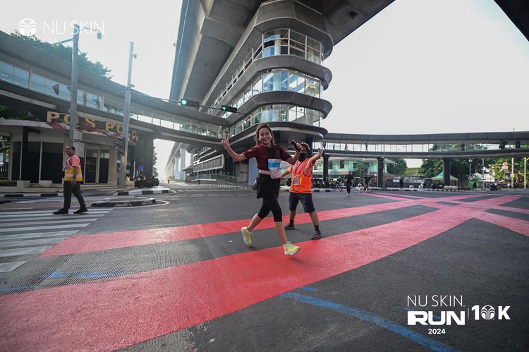 Race photo from Nu Skin Run 10K