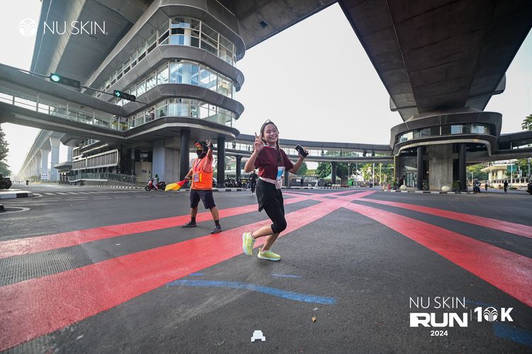 Race photo from Nu Skin Run 10K