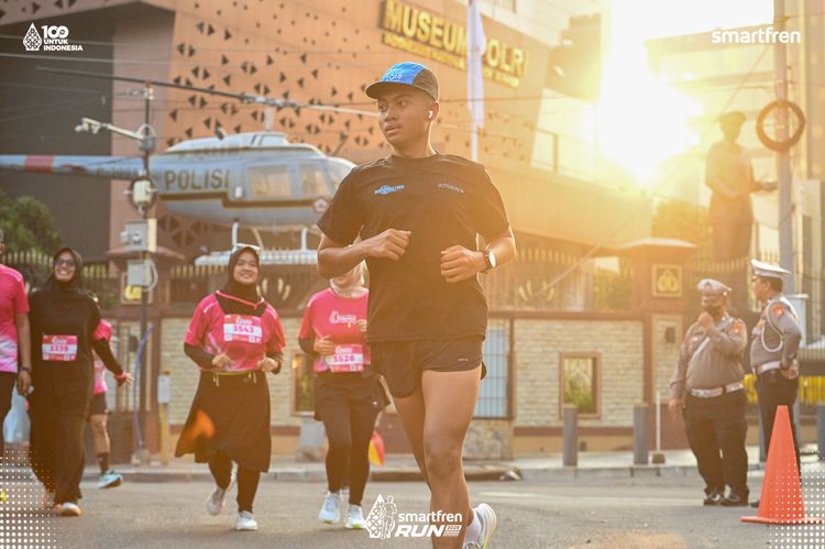 Race photo from Smartfren Run 2025 