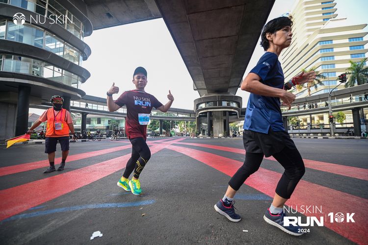 Race photo from Nu Skin Run 10K