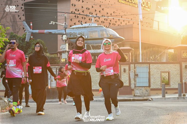 Race photo from Smartfren Run 2025 