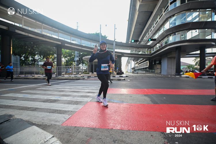 Race photo from Nu Skin Run 10K