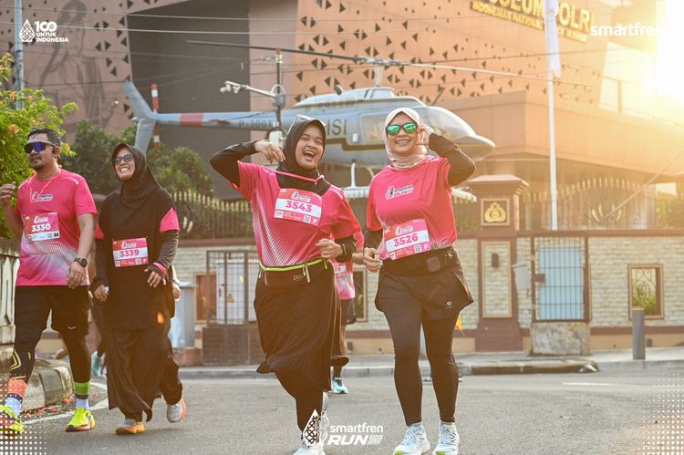 Race photo from Smartfren Run 2025 