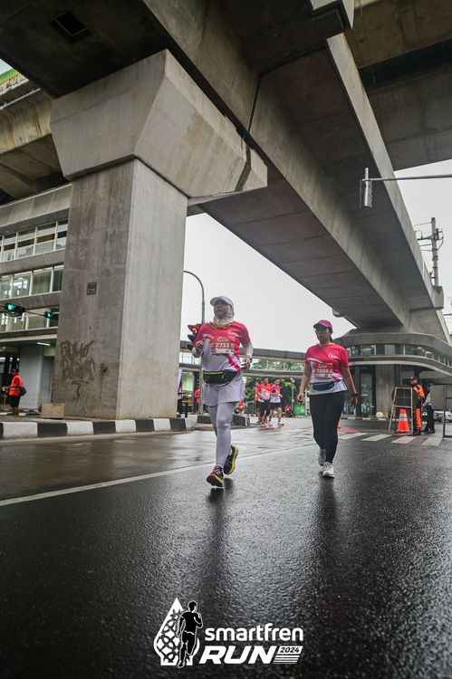 Race photo from Smartfren Run 2024