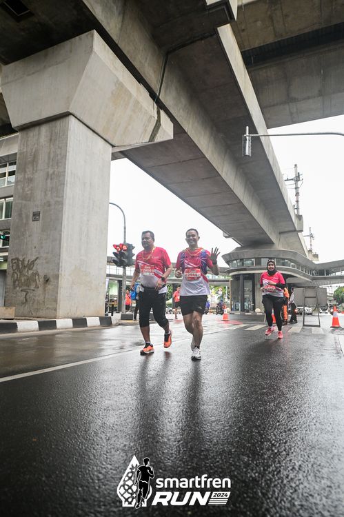 Race photo from Smartfren Run 2024