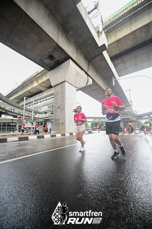 Race photo from Smartfren Run 2024